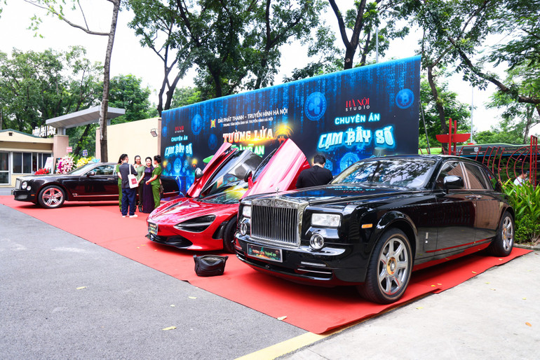 cuoc-chien-voi-toi-pham-tien-ao-len-song-dai-ha-noi-qua-series-phim-moi